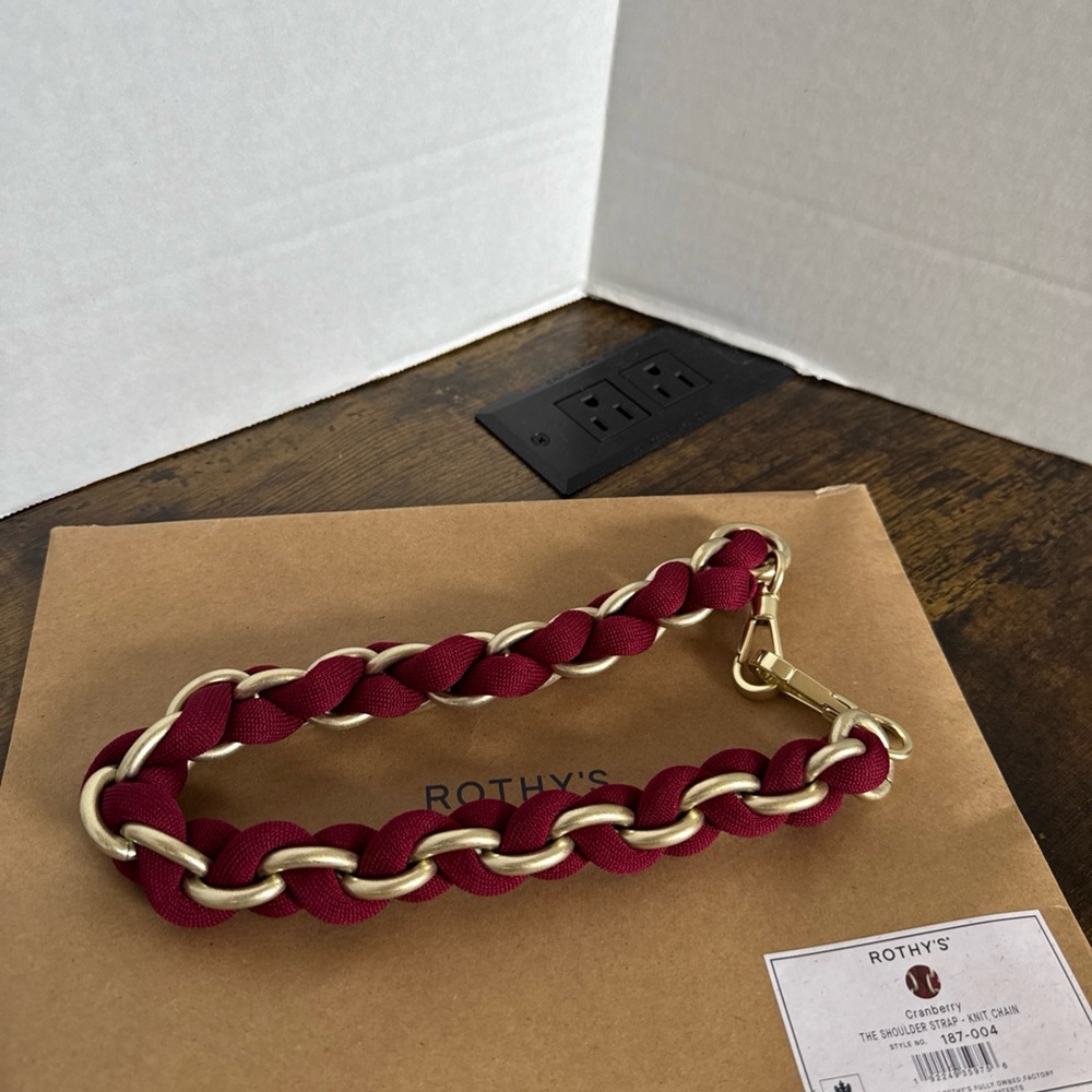 NEW Rothy’s The Shoulder Strap Knit Chain Cranberry 187-004 Gold Hardware